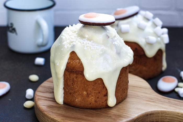 Кулич с белой шоколадной глазурью Кулич с белой шоколадной глазурью