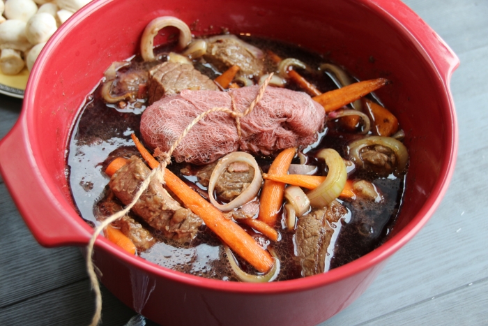 тушеная говядина с красным вином мясо беф бургиньон